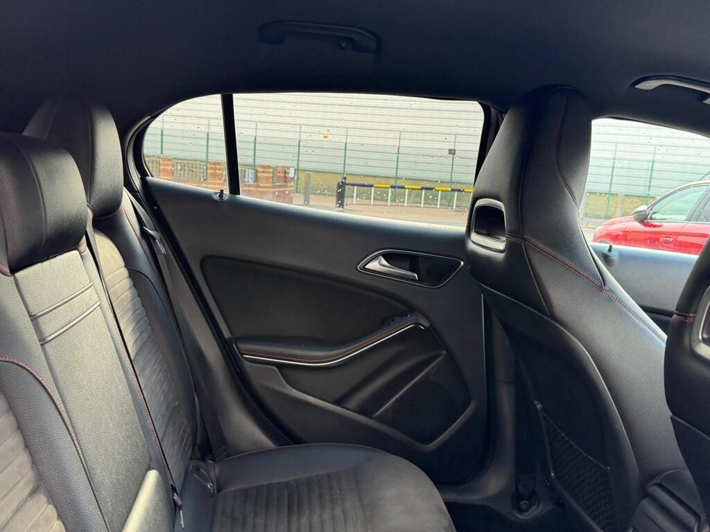 Mercedes-Benz GLA 22