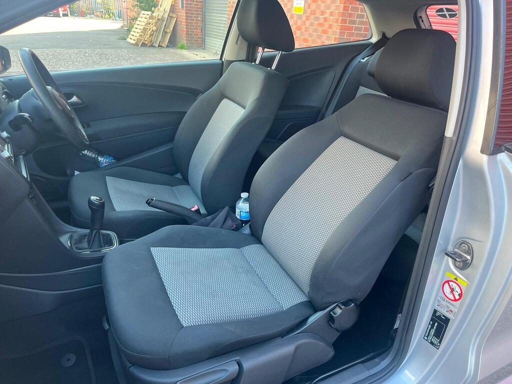 Volkswagen Polo 27