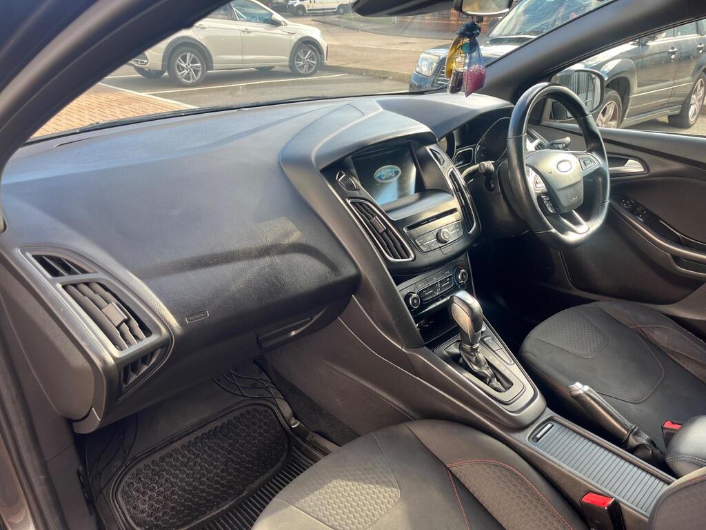 Ford Focus 28