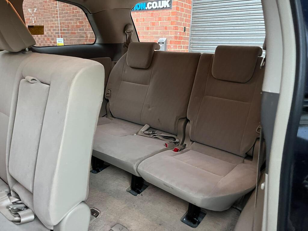 Toyota Estima 33