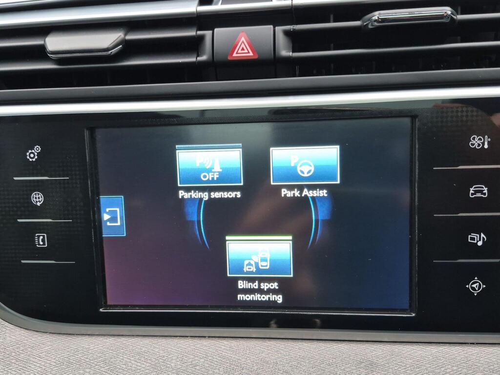 Citroen Grand C4 Picasso 38