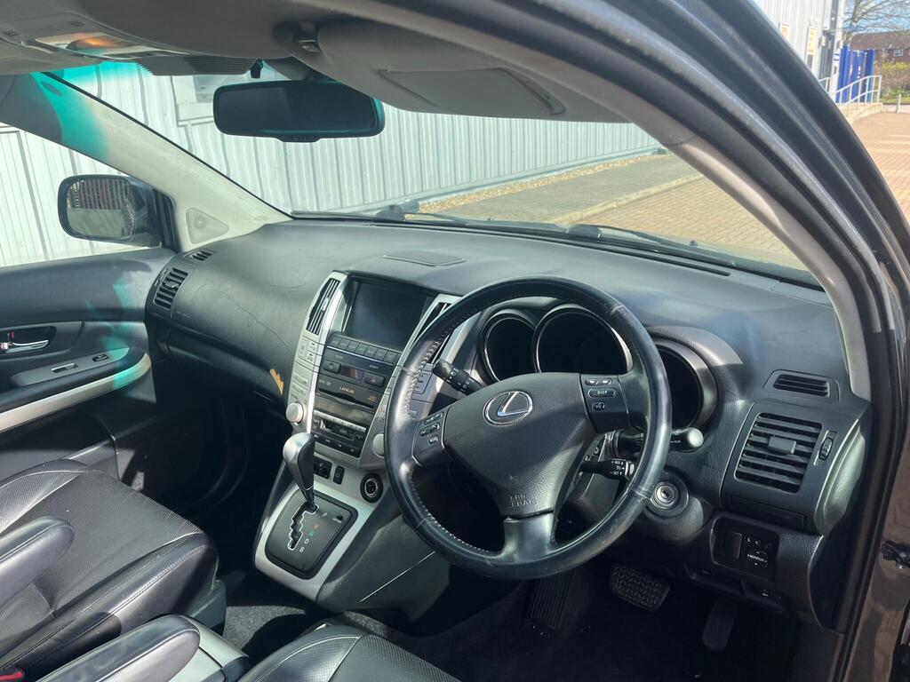 Lexus RX 27