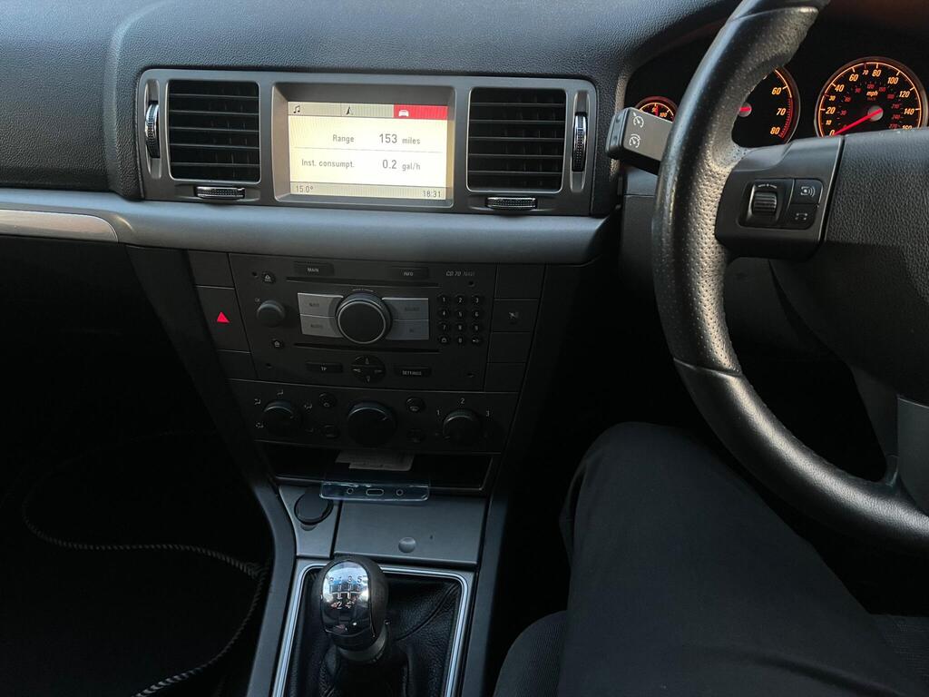 Vauxhall Vectra 30