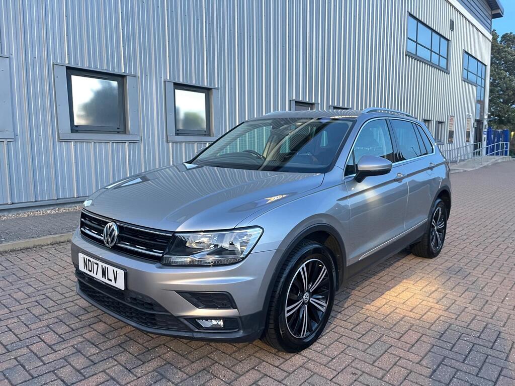 Volkswagen Tiguan 5