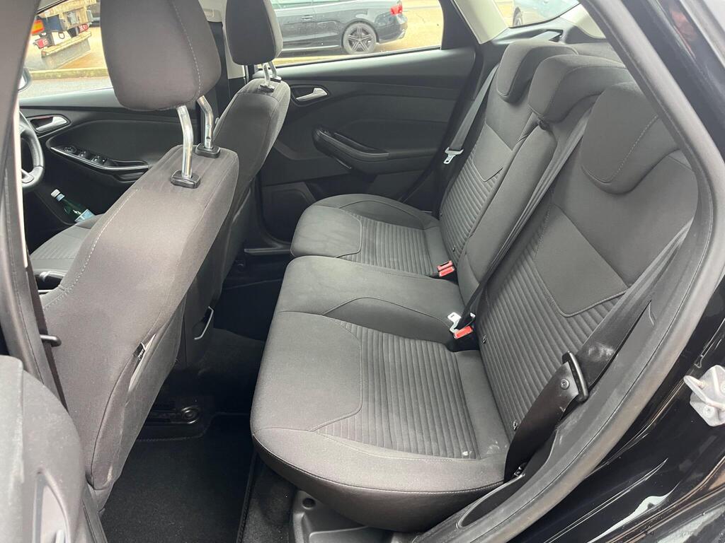 Ford Focus 46