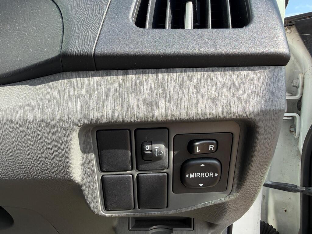 Toyota Prius 10