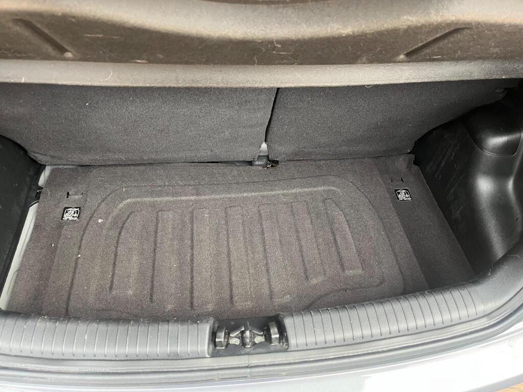 Hyundai i10 50