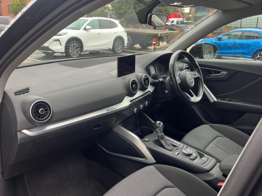 Audi Q2 36