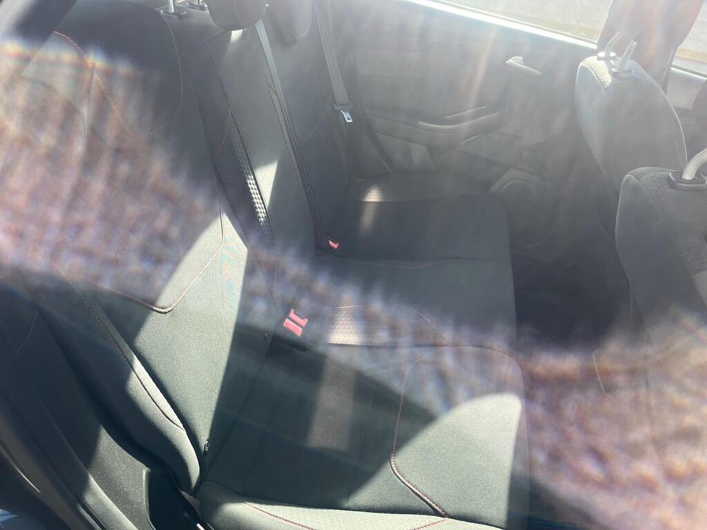 Ford Focus 42