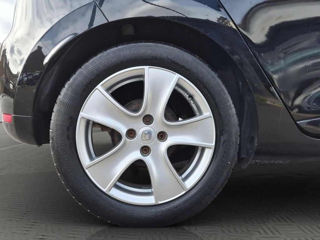Renault Clio 27