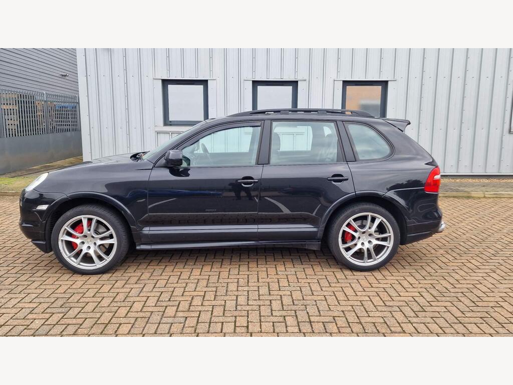 Porsche Cayenne 13