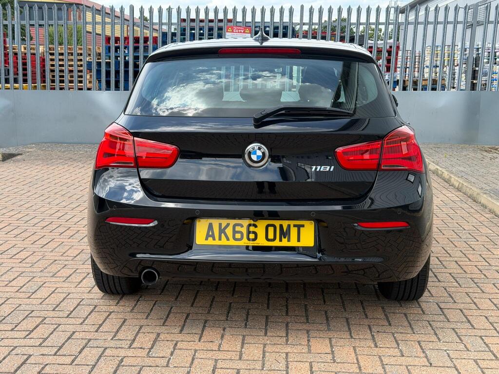 BMW 1 Series 12