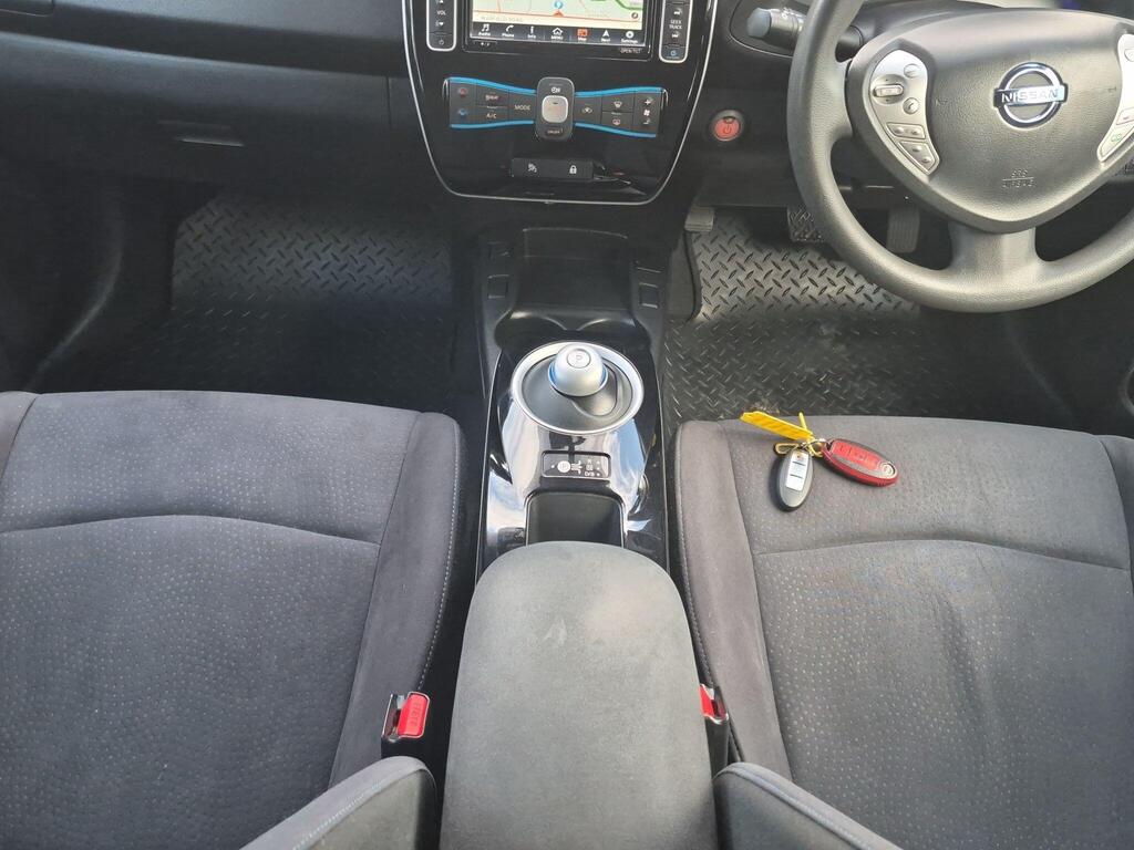 Nissan Leaf 17