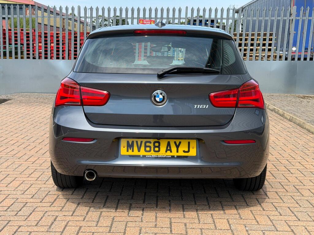BMW 1 Series 14