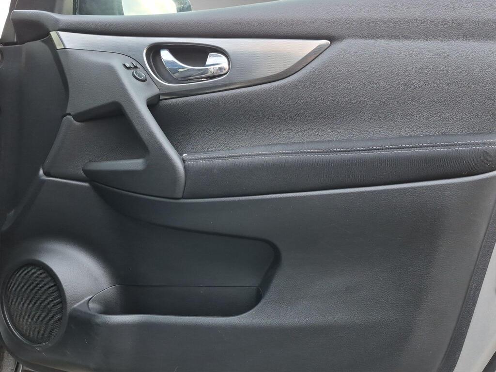 Nissan Qashqai 30
