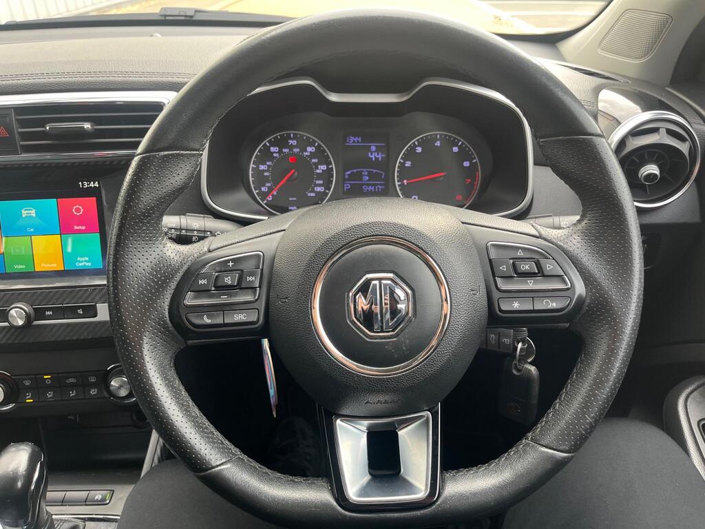 MG MG ZS 74