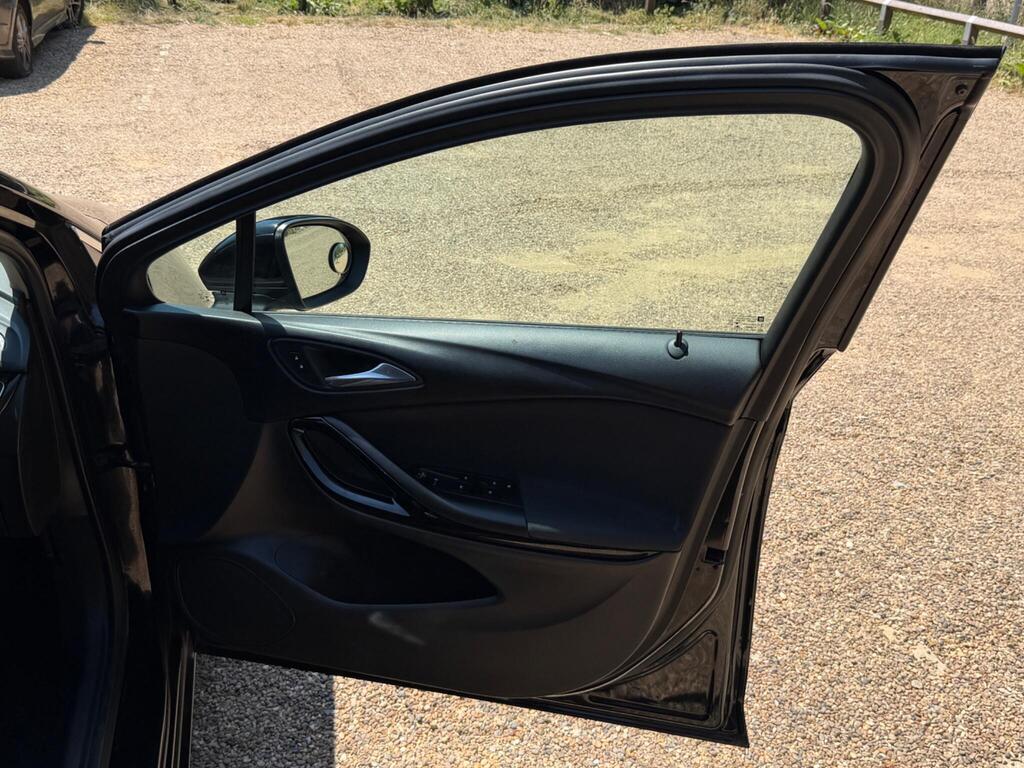 Vauxhall Astra 33