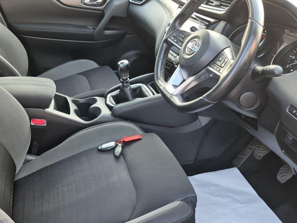 Nissan Qashqai 15