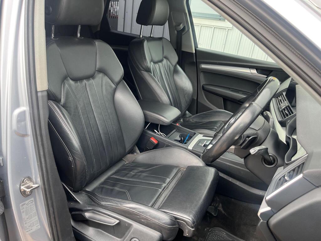 Audi Q5 25