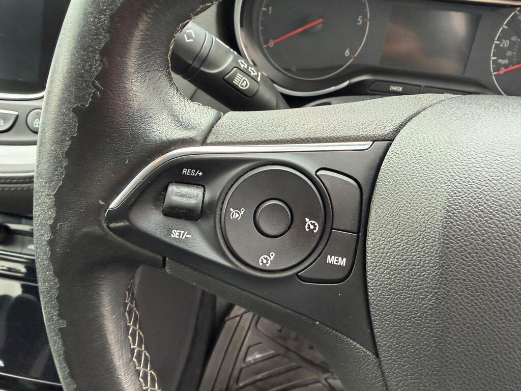 Vauxhall Grandland X 33