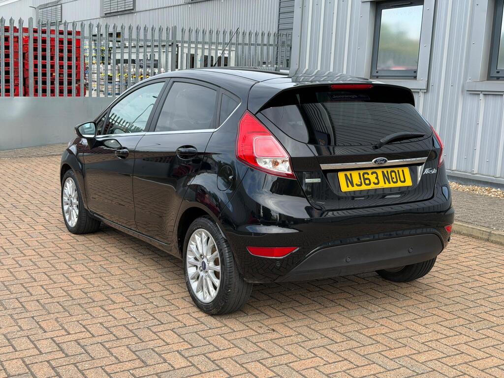 Ford Fiesta 10