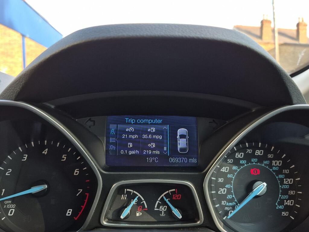 Ford C-Max 43