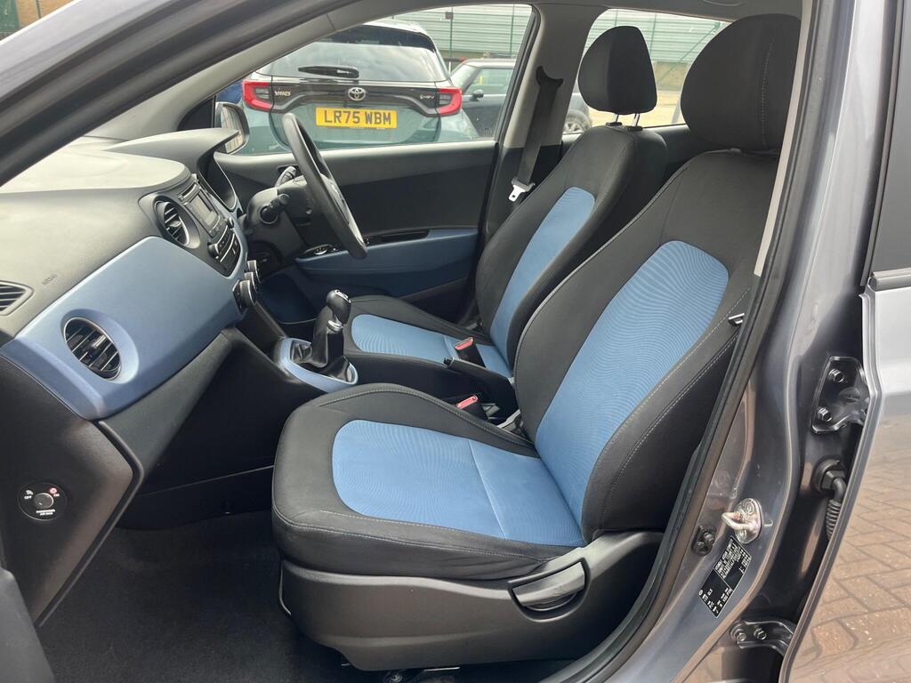 Hyundai i10 56