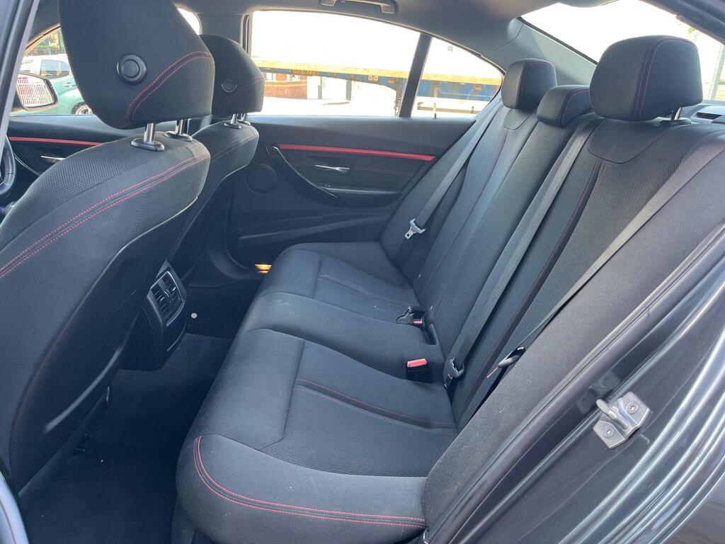 BMW 3 Series 33