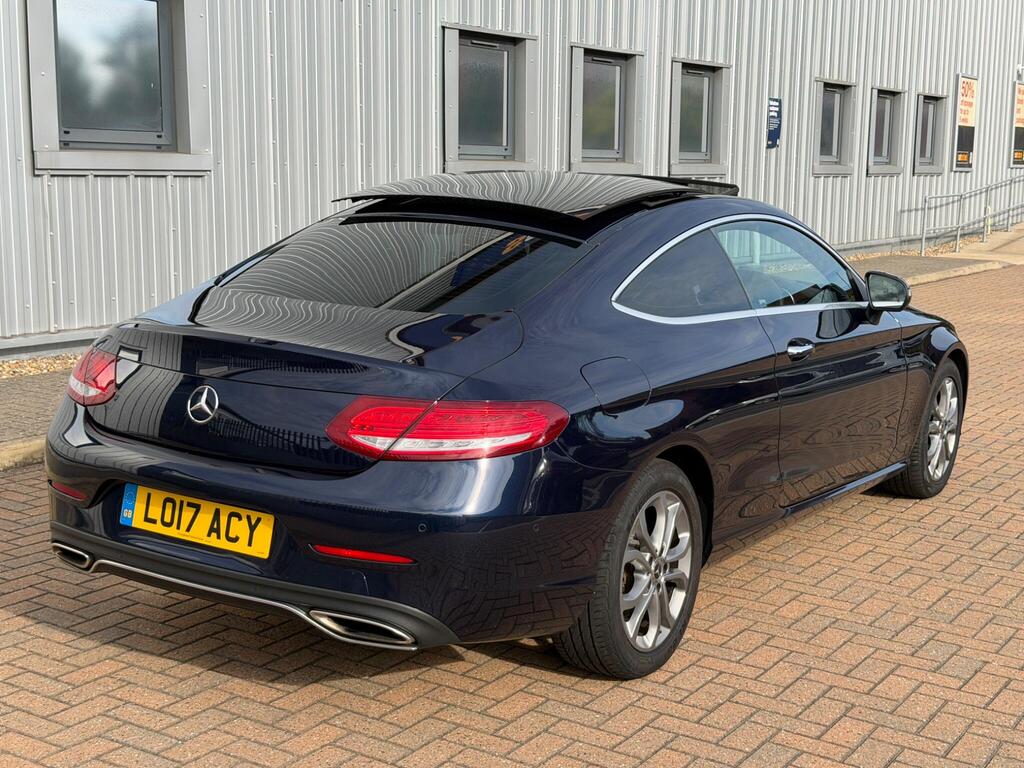 Mercedes-Benz C Class 19