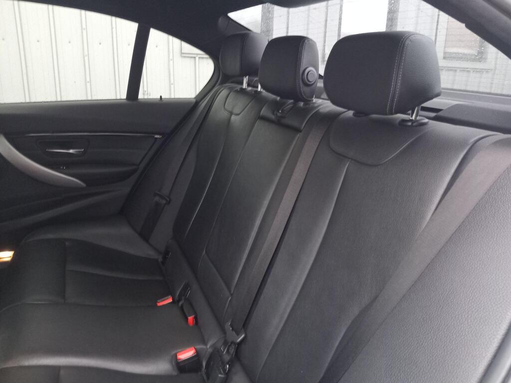 BMW 3 Series 28