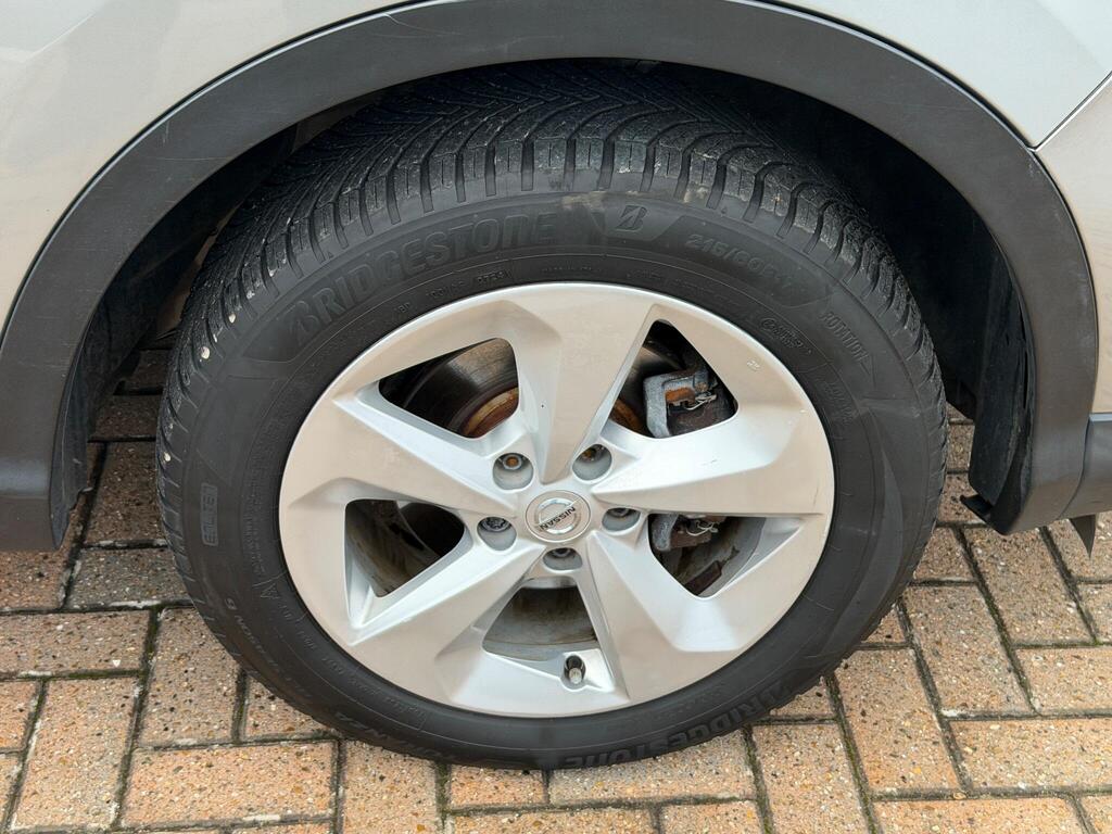 Nissan Qashqai 34