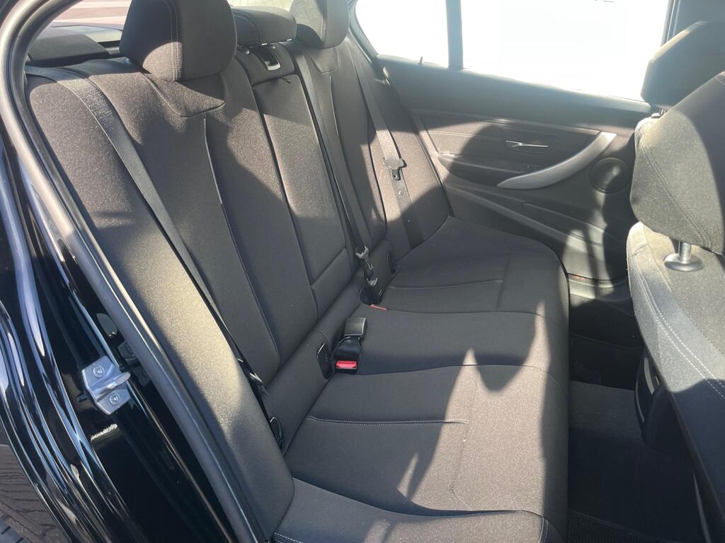 BMW 3 Series 48