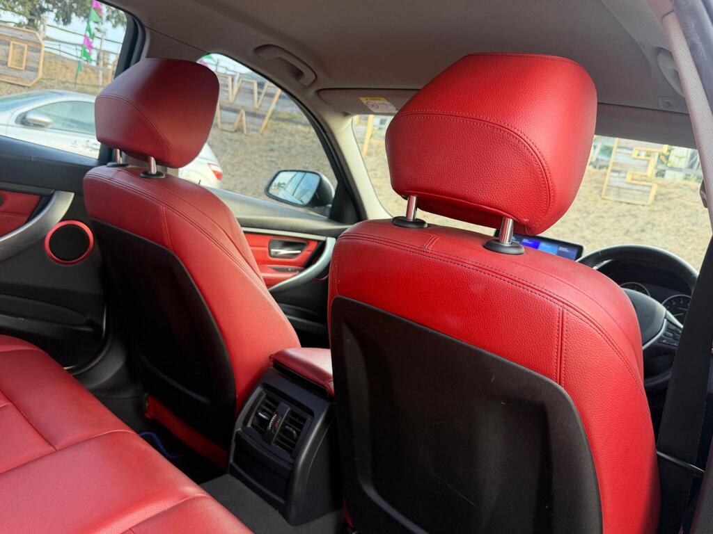 BMW 3 Series 23