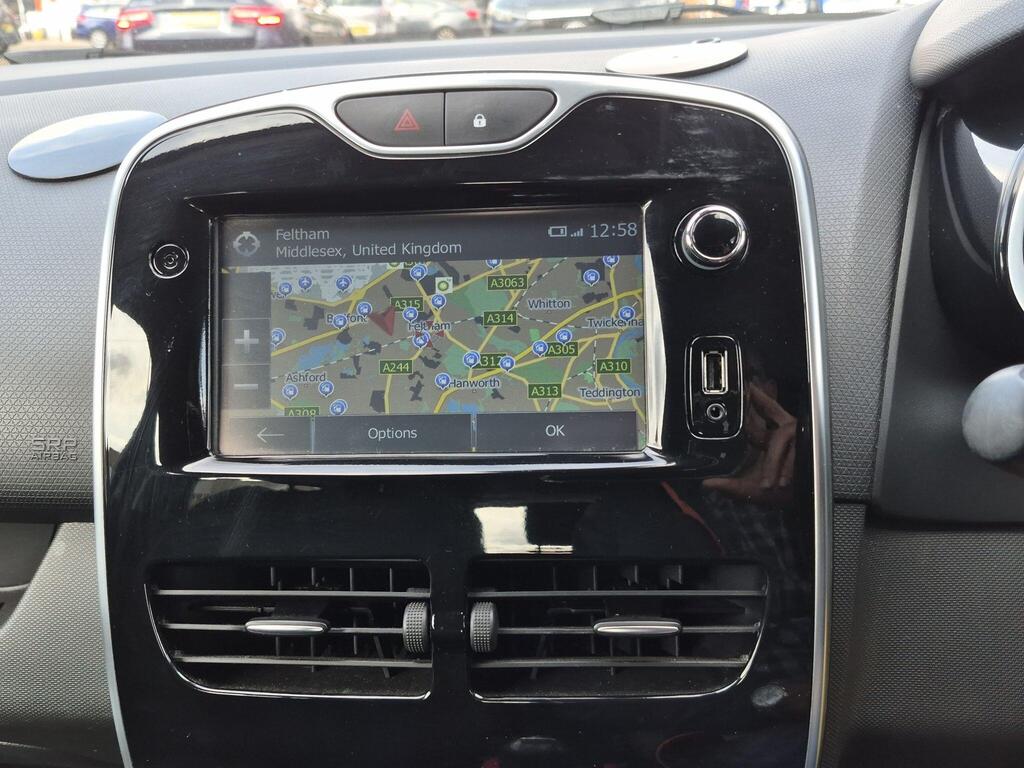 Renault Clio 28