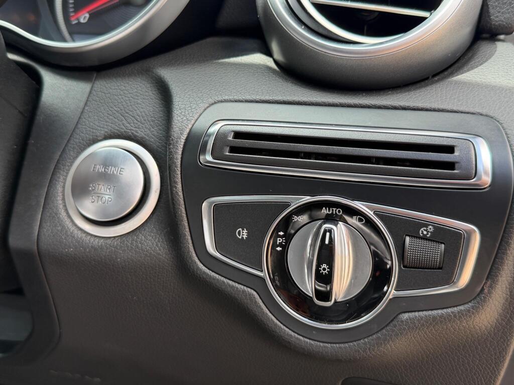 Mercedes-Benz C Class 36