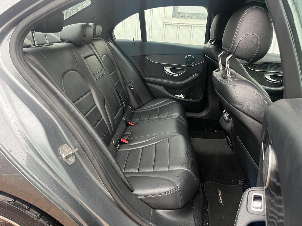 Mercedes-Benz C Class 21
