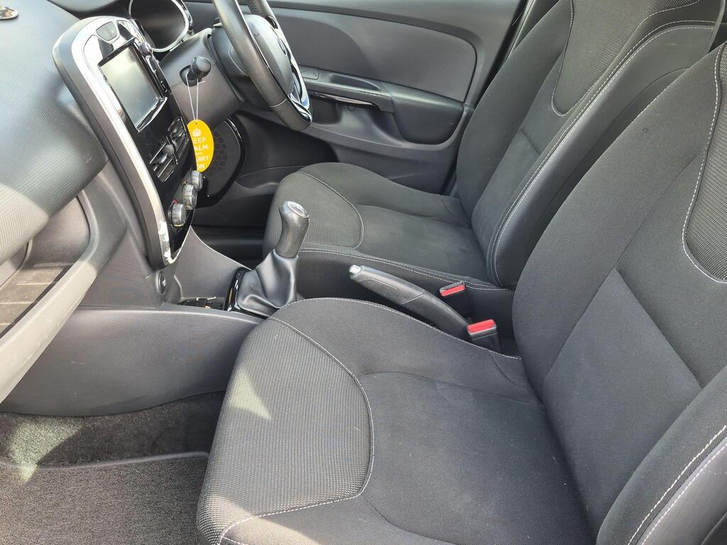 Renault Clio 37
