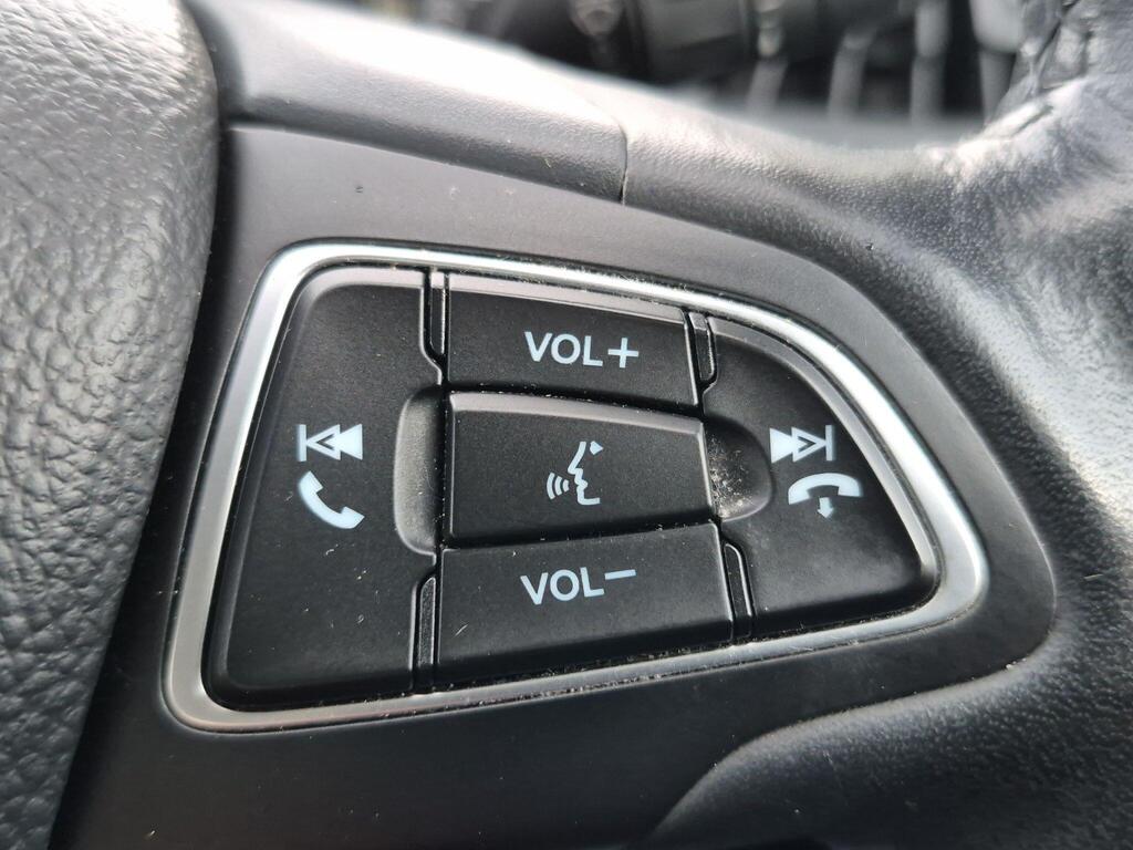 Ford C-Max 20