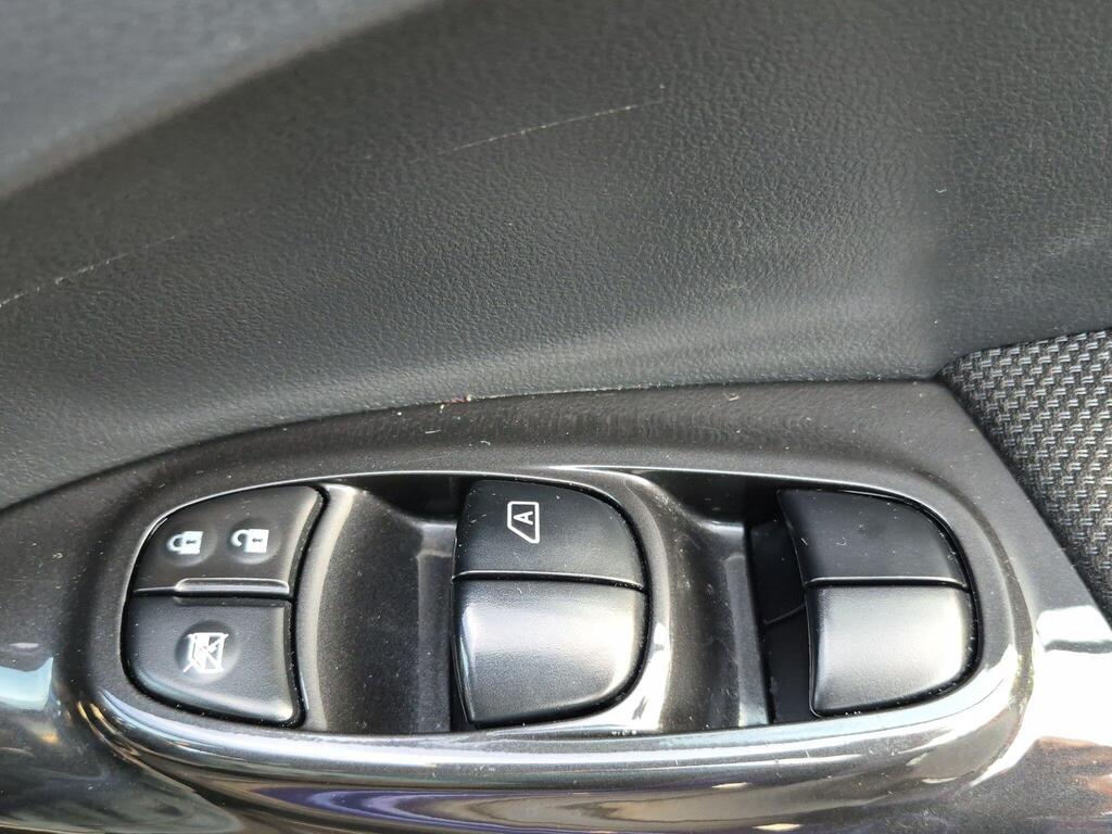 Nissan Juke 23