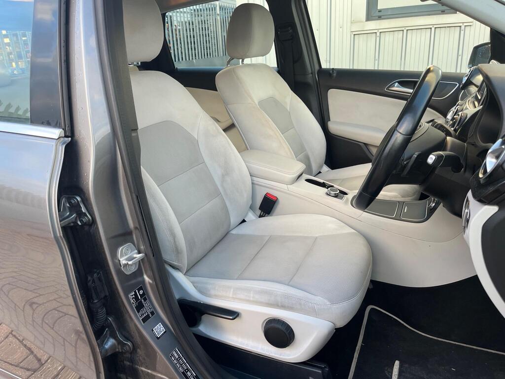 Mercedes-Benz B Class 38