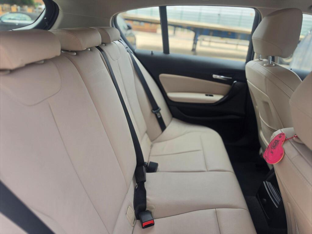 BMW 1 Series 24