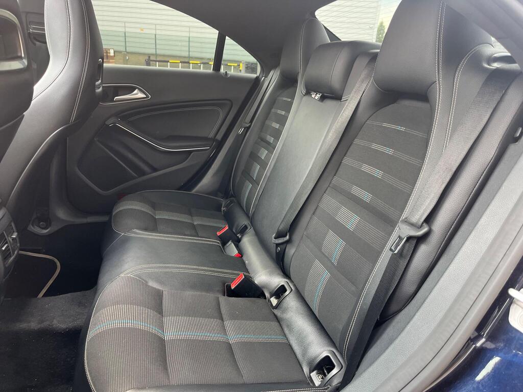 Mercedes-Benz CLA 35