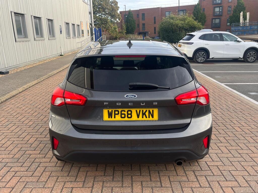 Ford Focus 24