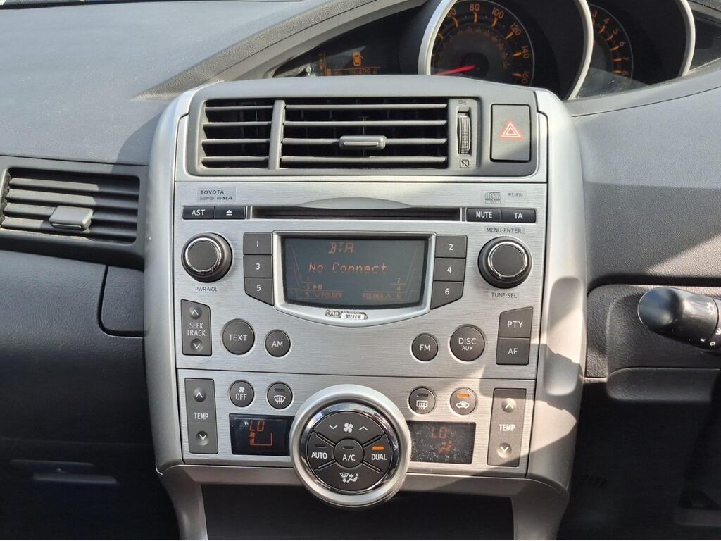 Toyota Verso 12