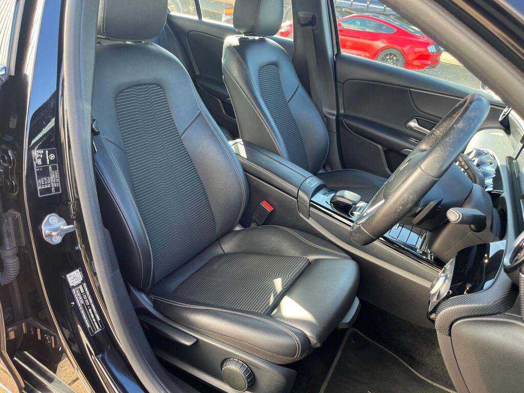 Mercedes-Benz A Class 32