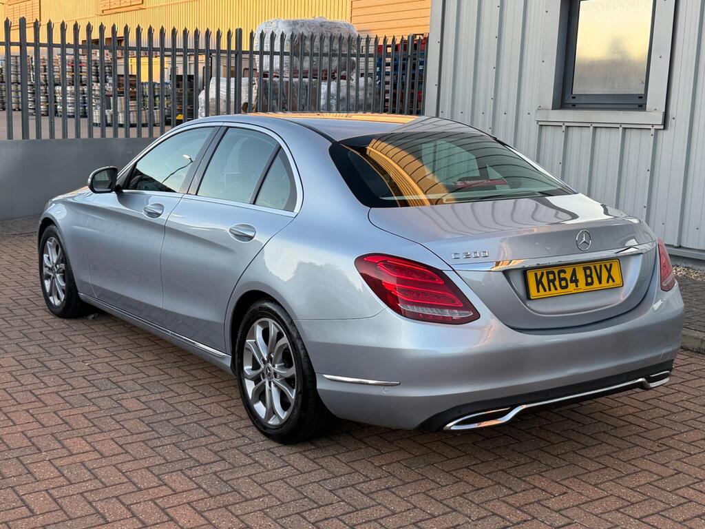Mercedes-Benz C Class 4