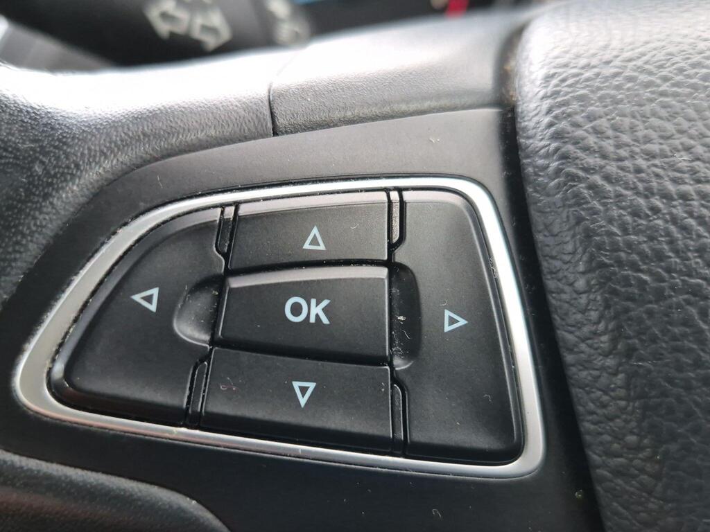 Ford C-Max 21
