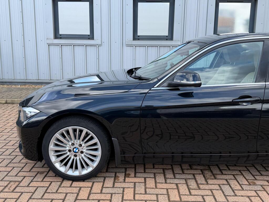 BMW 3 Series 8