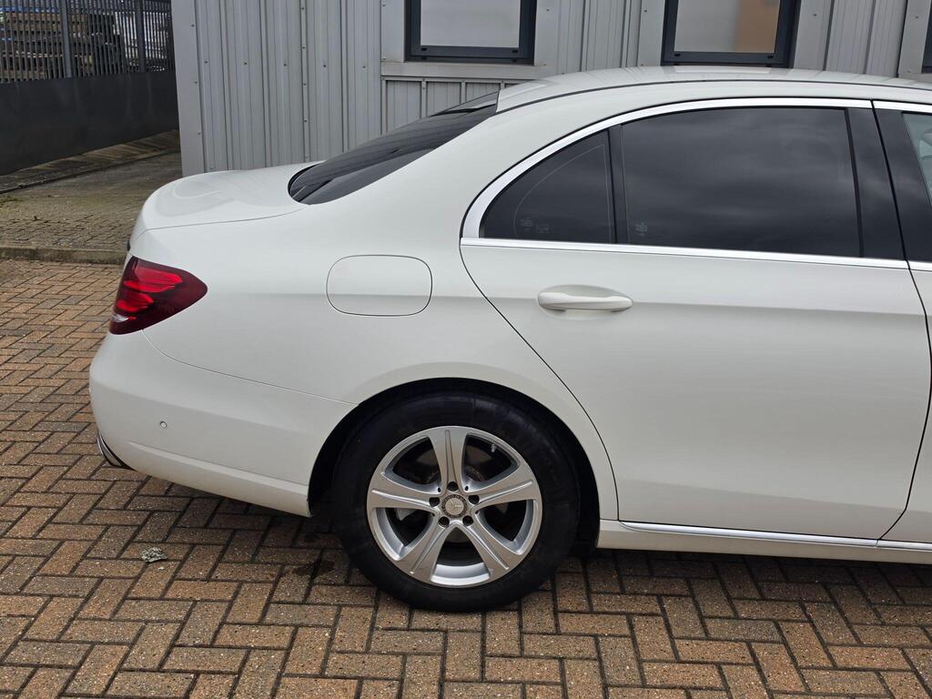 Mercedes-Benz E Class 31