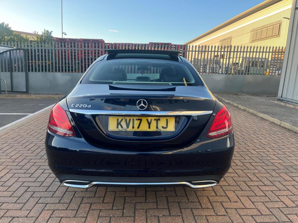 Mercedes-Benz C Class 15